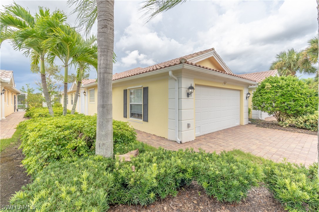 2 Bed Pool Home for Sale in Verona Walk, photo 3