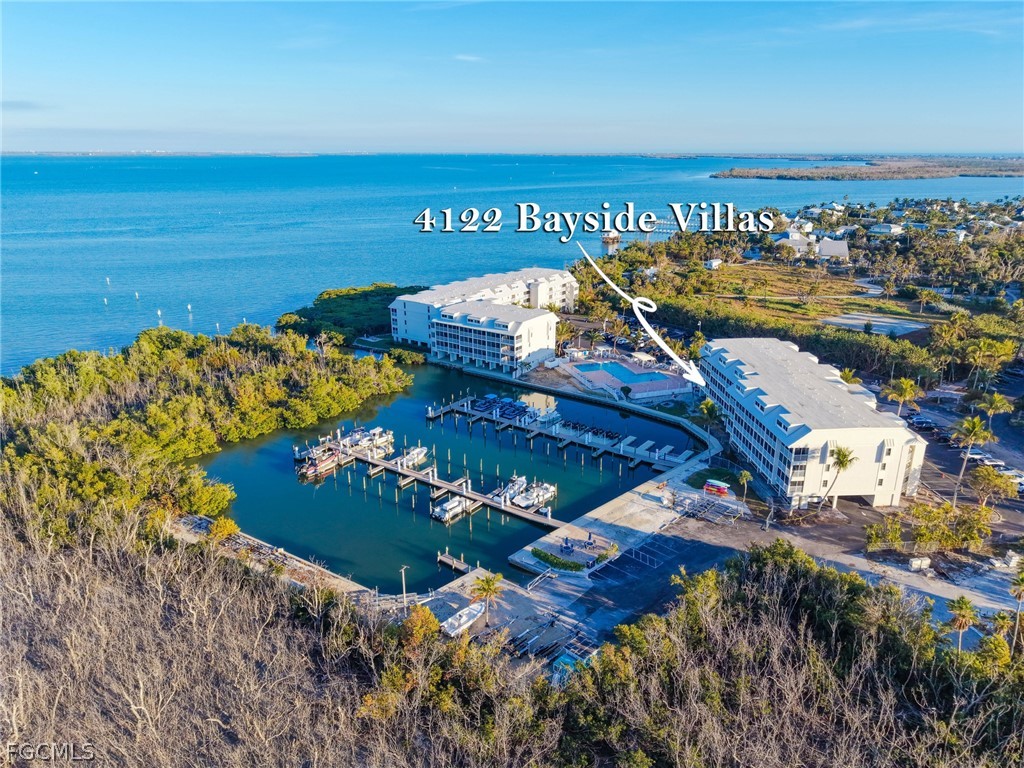 1 Bed Waterfront Home for Sale in Captiva, photo 3