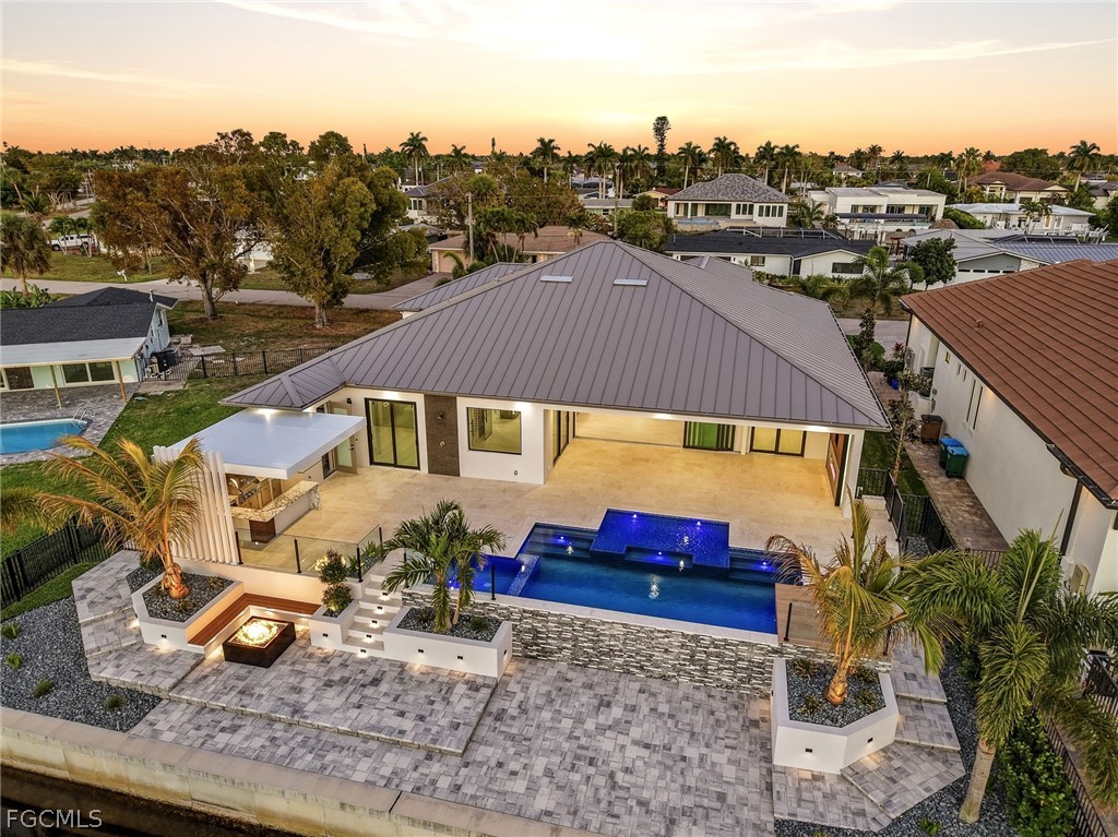 3 Bed Pool Home for Sale in Cape Coral, photo 3
