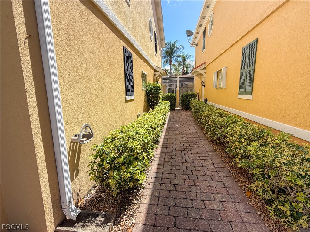 3 Bed Waterfront Home for Sale in San Remo, photo 3