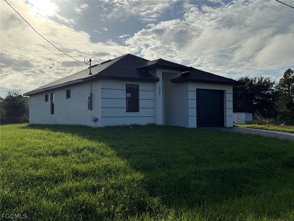 3 Bed SingleFamilyResidence for Sale in Lehigh Acres, photo 3