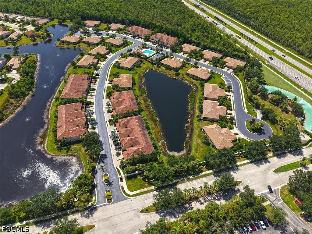 3 Bed Condominium for Sale in Whispering Palms, photo 3