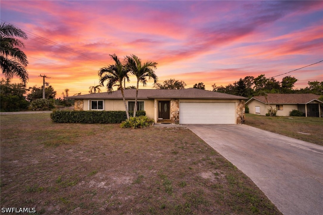3 Bed Pool Home for Sale in San Carlos Park, photo 3