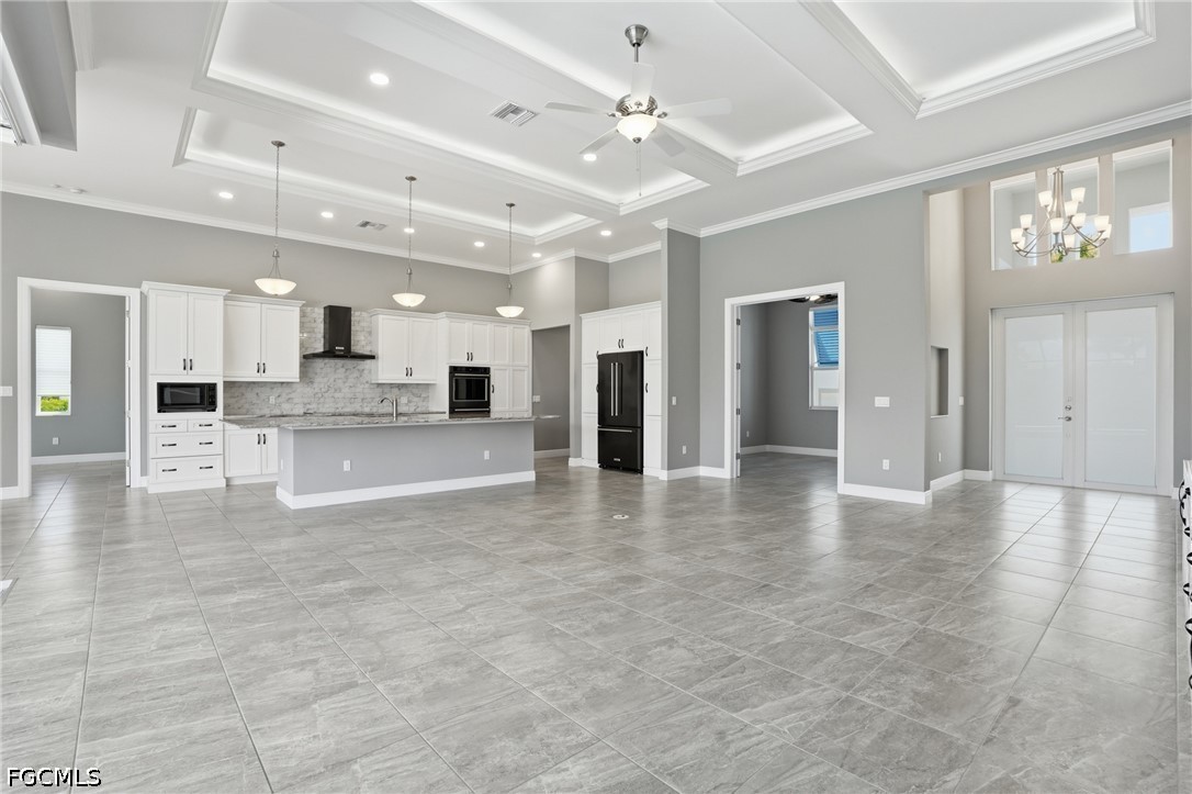 5 Bed Pool Home for Sale in Belle Meade, photo 3