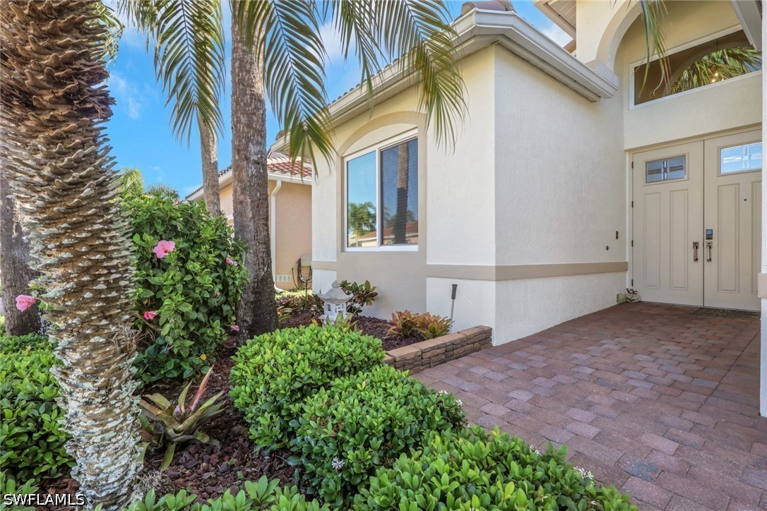 2 Bed SingleFamilyResidence for Sale in Estero, photo 3