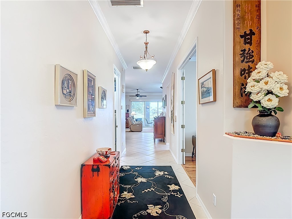 2 Bed Waterfront Home for Sale in Palm Island, photo 3