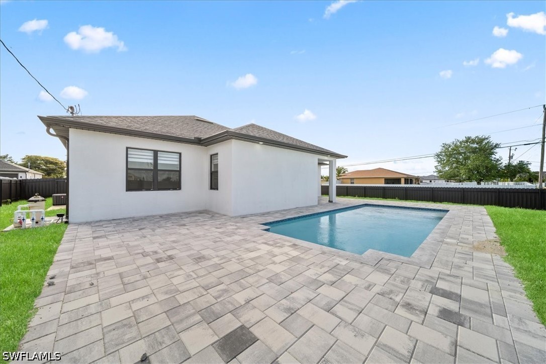 4 Bed Pool Home for Sale in Cape Coral, photo 3