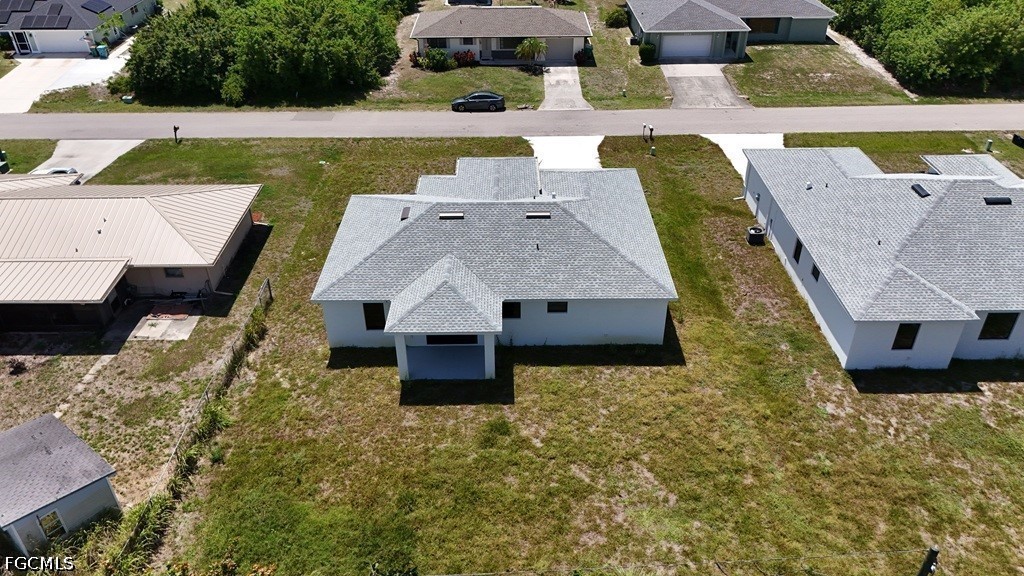 3 Bed SingleFamilyResidence for Sale in Port Charlotte, photo 3