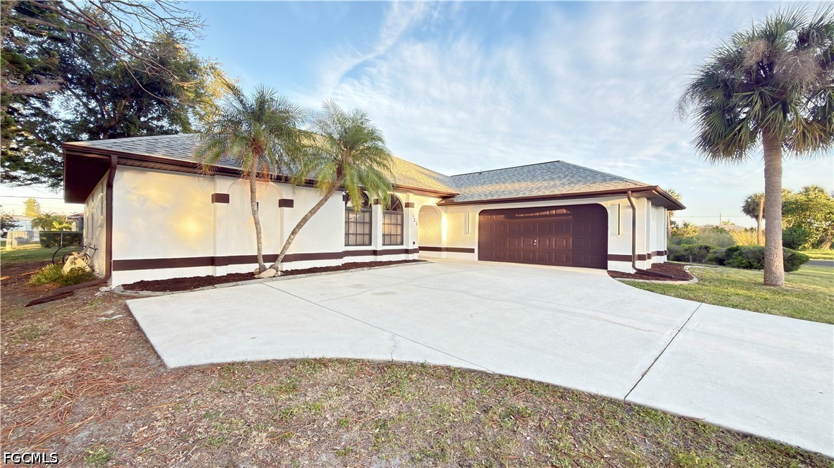 3 Bed Pool Home for Sale in Port Charlotte, photo 3
