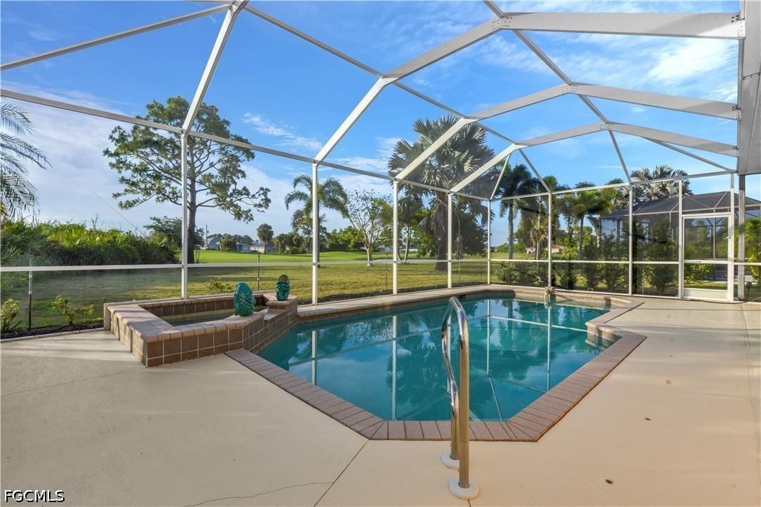 4 Bed Pool Home for Sale in Westminster, photo 3