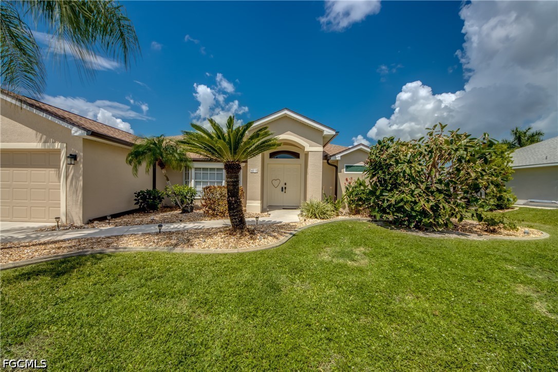 3 Bed Pool Home for Sale in Cape Coral, photo 3
