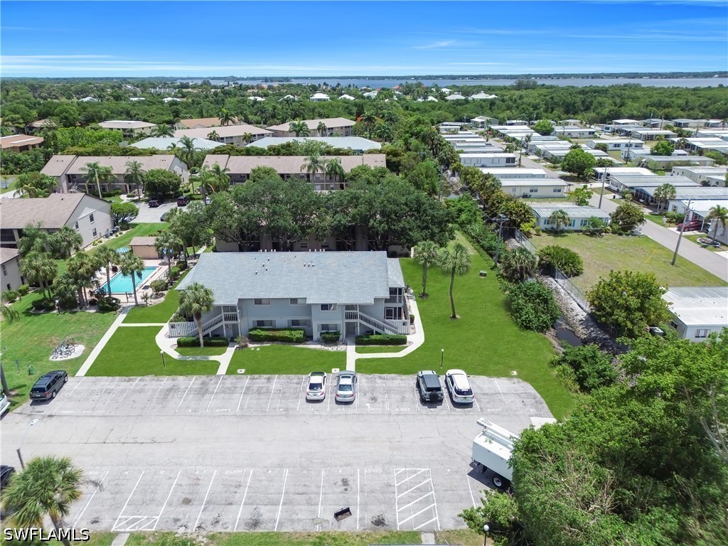 2 Bed Condominium for Sale in North Fort Myers, photo 3