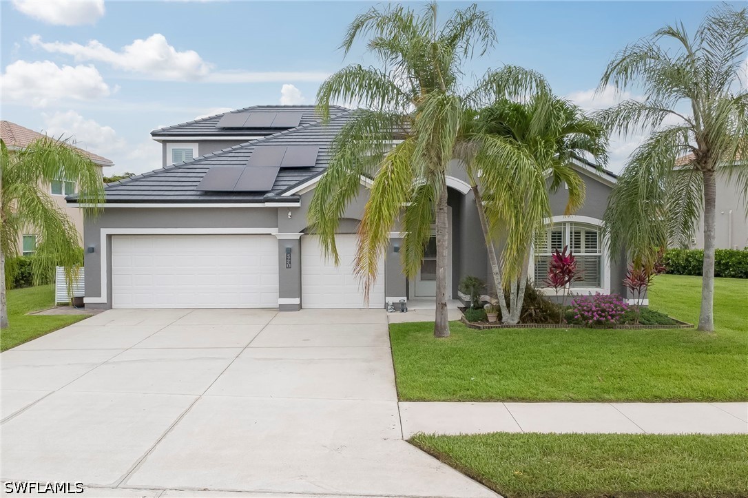 5 Bed Pool Home for Sale in Promenade West, photo 3