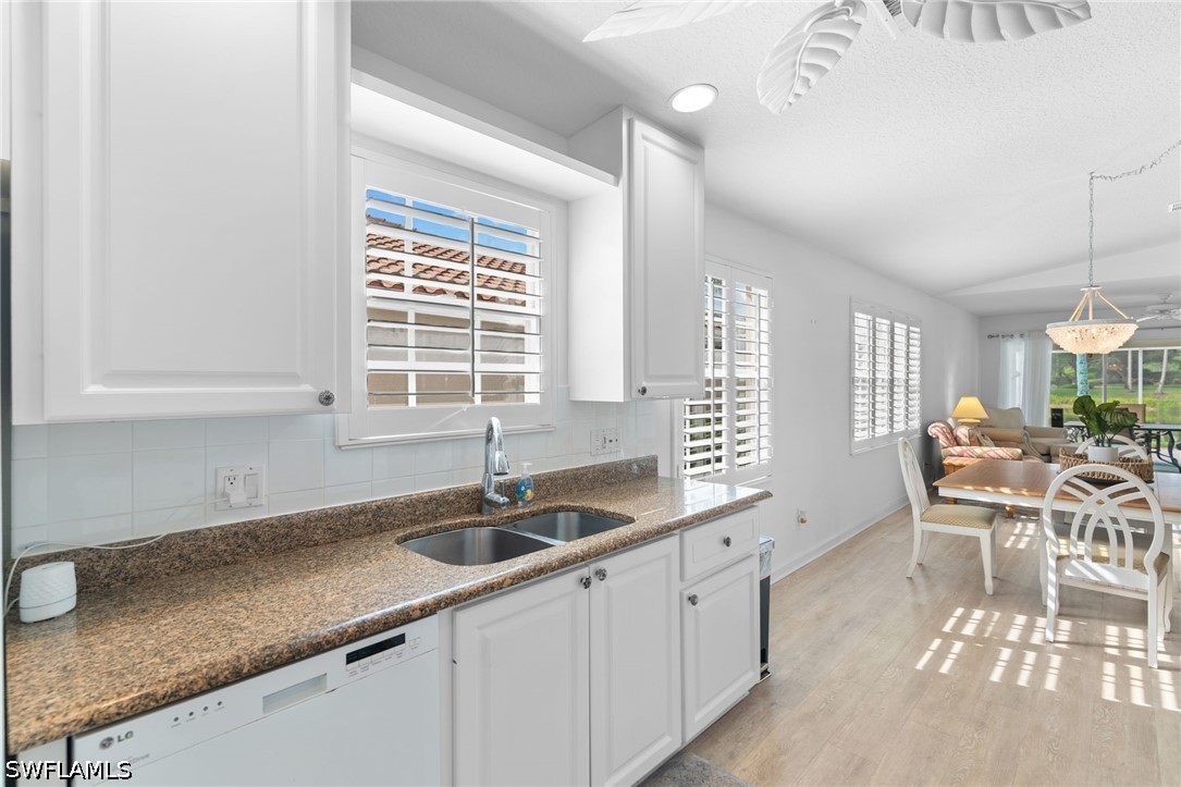 2 Bed Waterfront Home for Sale in Island Walk, photo 3