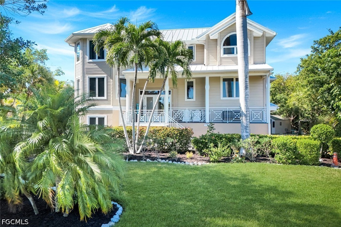 4 Bed Pool Home for Sale in Sanibel Estates, photo 3