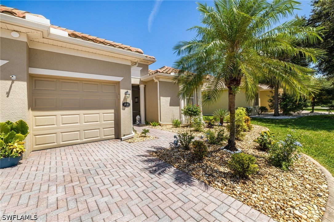 4 Bed Pool Home for Sale in Bella Terra, photo 3