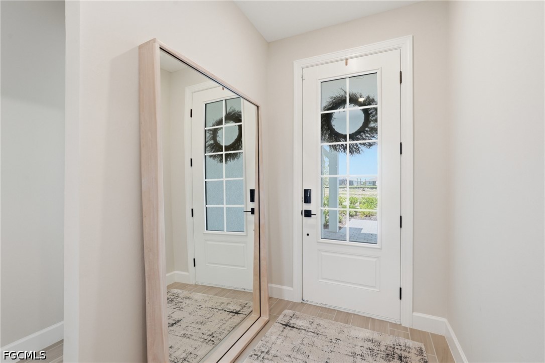 3 Bed Pool Home for Sale in Terrawalk, photo 3