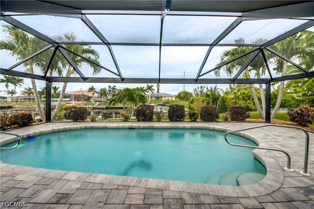 3 Bed Pool Home for Sale in Cape Coral, photo 3