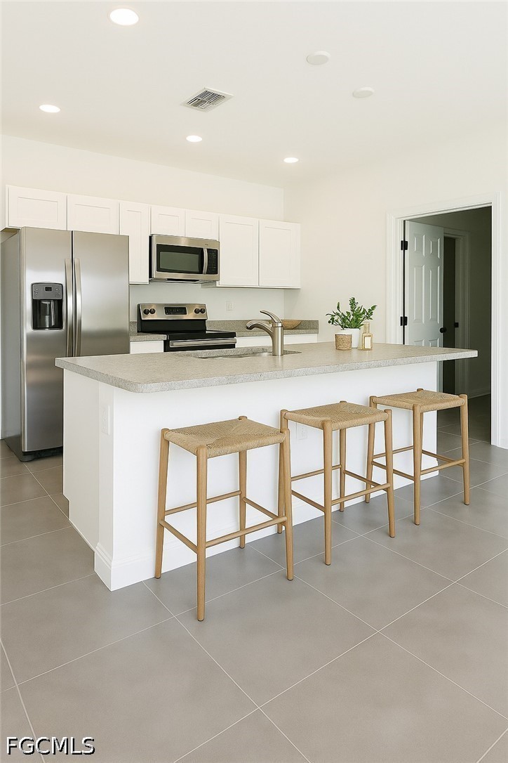 1 Bed SingleFamilyResidence for Sale in Lehigh Acres, photo 3