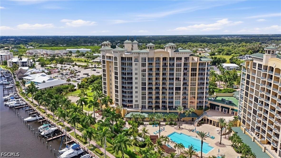 2 Bed Waterfront Home for Sale in North Star Yacht Club, photo 3