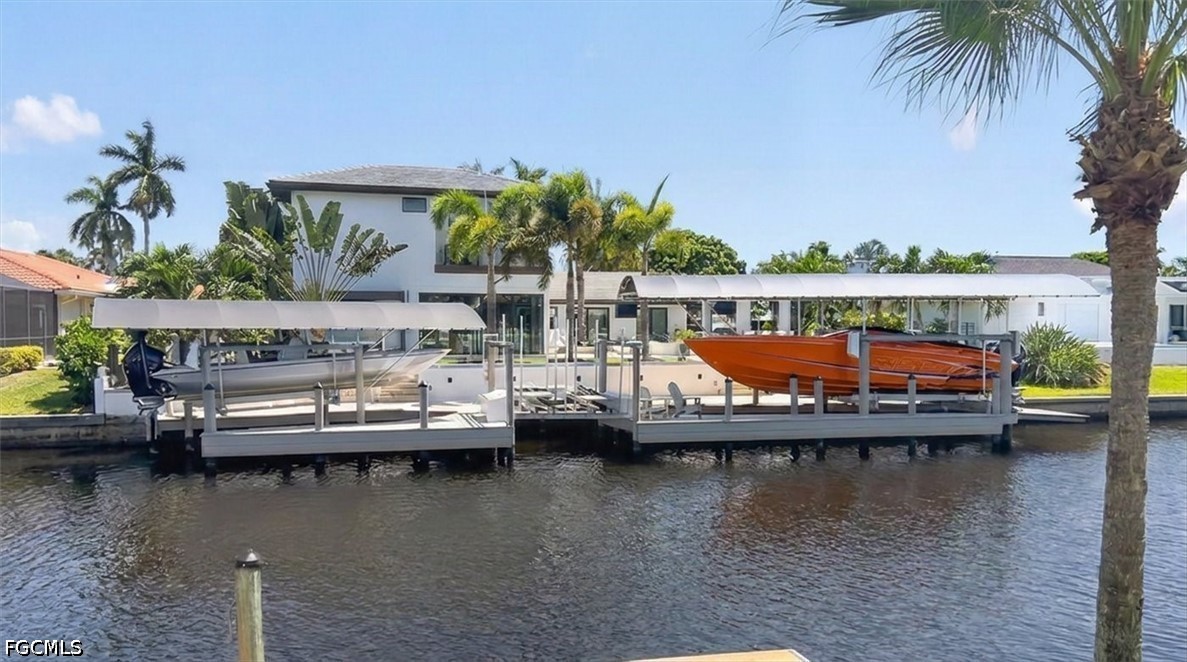 4 Bed Pool Home for Sale in Town And River, photo 3