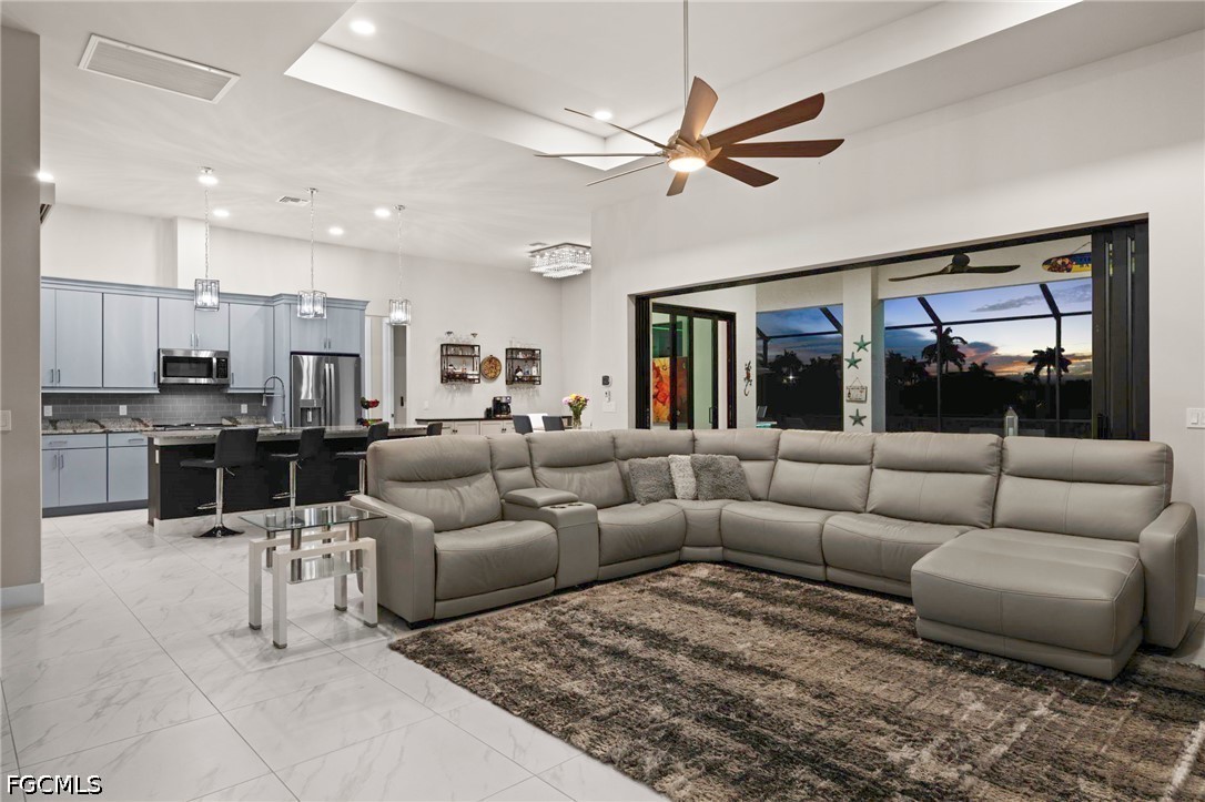 3 Bed Pool Home for Sale in Cape Royal, photo 3