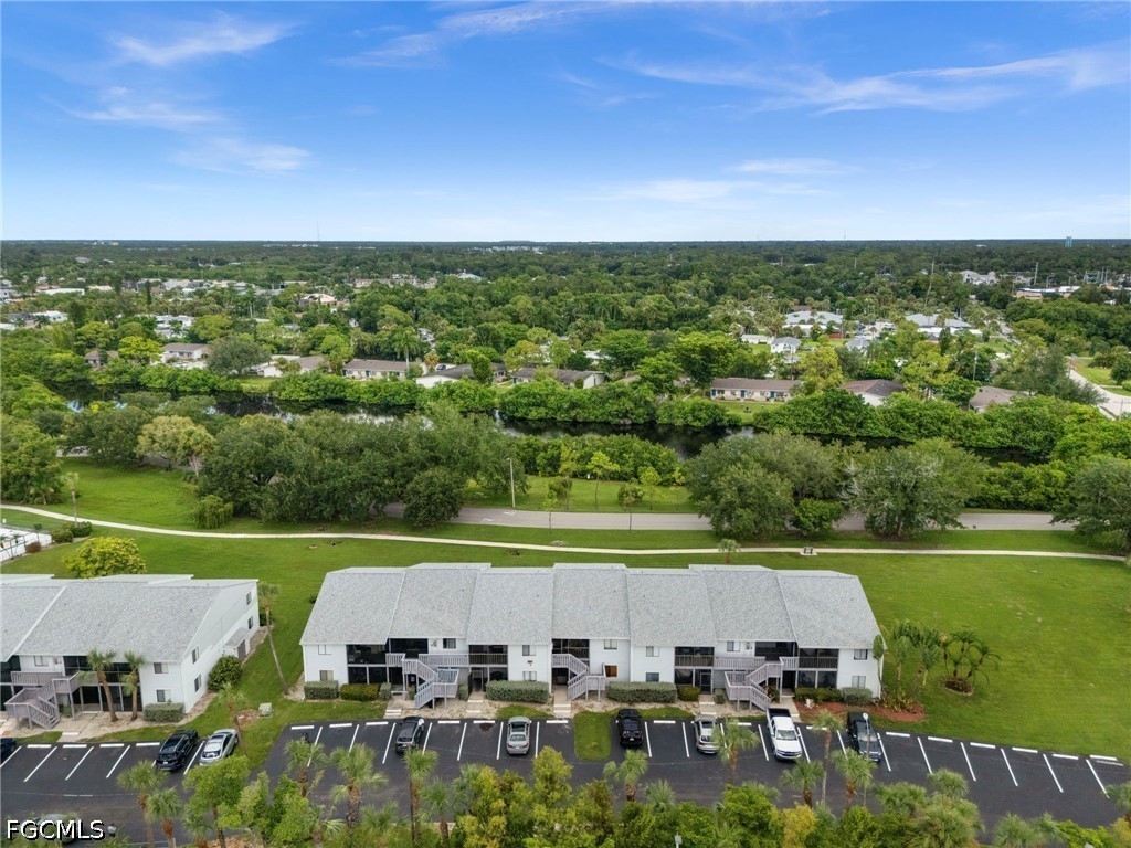 2 Bed Condominium for Sale in North Fort Myers, photo 3