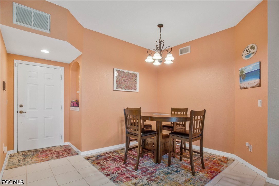 3 Bed Condominium for Sale in Liron Place, photo 3
