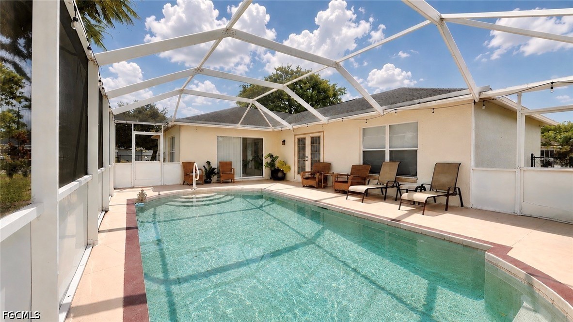 3 Bed Pool Home for Sale in Fort Myers, photo 3