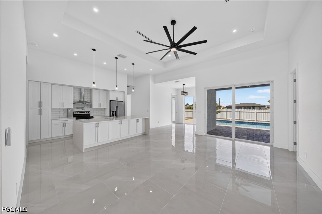 4 Bed Pool Home for Sale in Cape Coral, photo 3