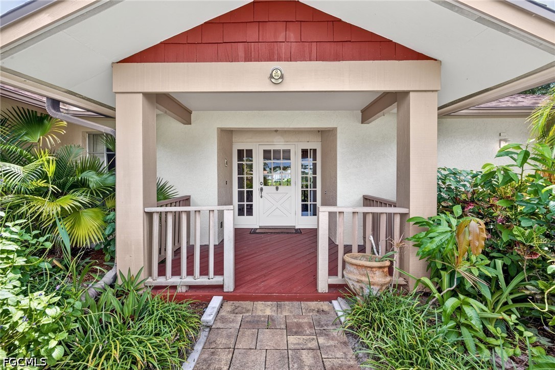 3 Bed Pool Home for Sale in Fort Myers, photo 3