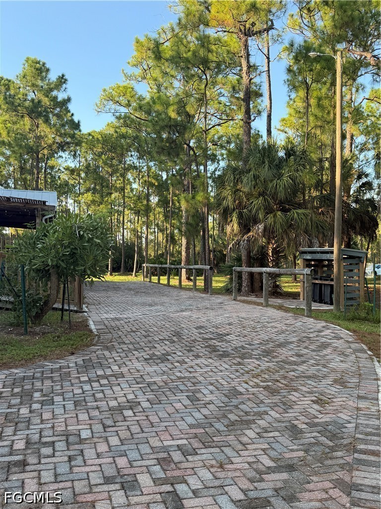 3 Bed ManufacturedHome for Sale in Clewiston, photo 3