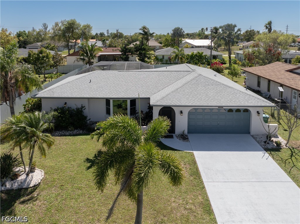 3 Bed Pool Home for Sale in Cape Coral, photo 3