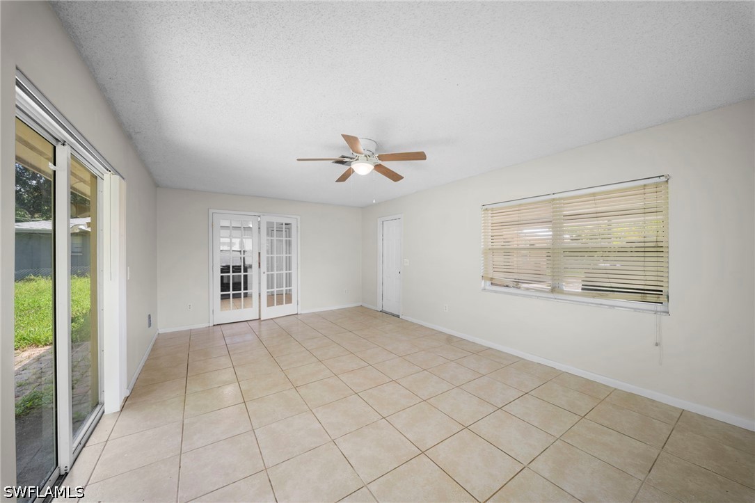 5 Bed Duplex for Sale in Sunset Cove, photo 3