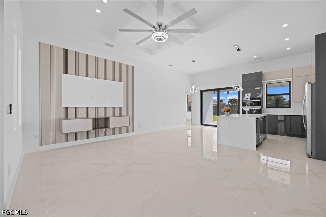 3 Bed Pool Home for Sale in Cape Coral, photo 3
