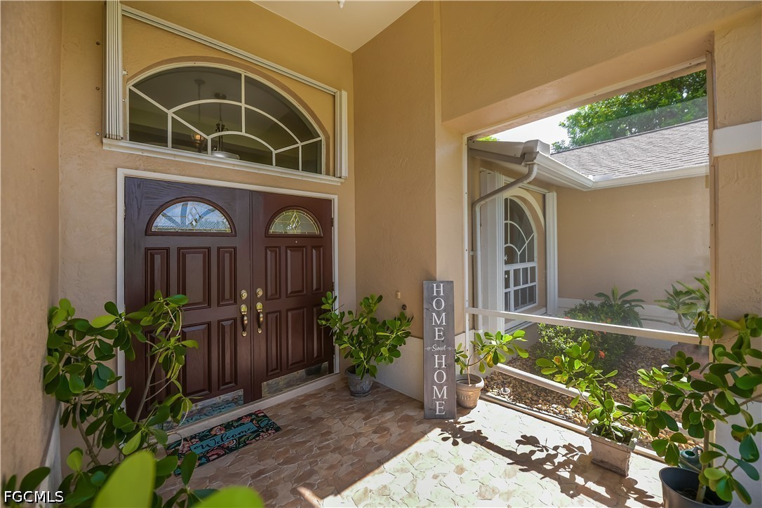 3 Bed SingleFamilyResidence for Sale in Cape Coral, photo 3