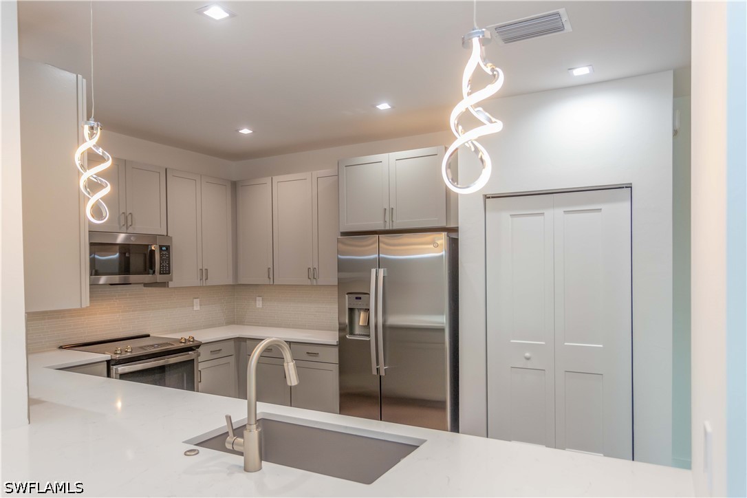 3 Bed Attached for Sale in Parkway Preserve, photo 3