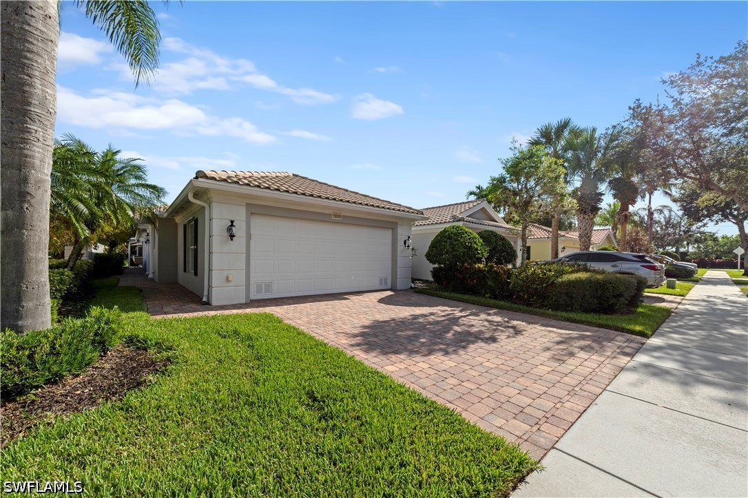 2 Bed Pool Home for Sale in Bonita Springs, photo 3
