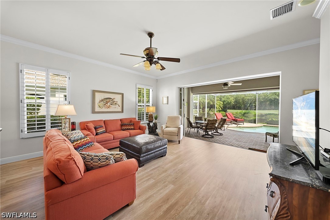 2 Bed Pool Home for Sale in Naples, photo 3