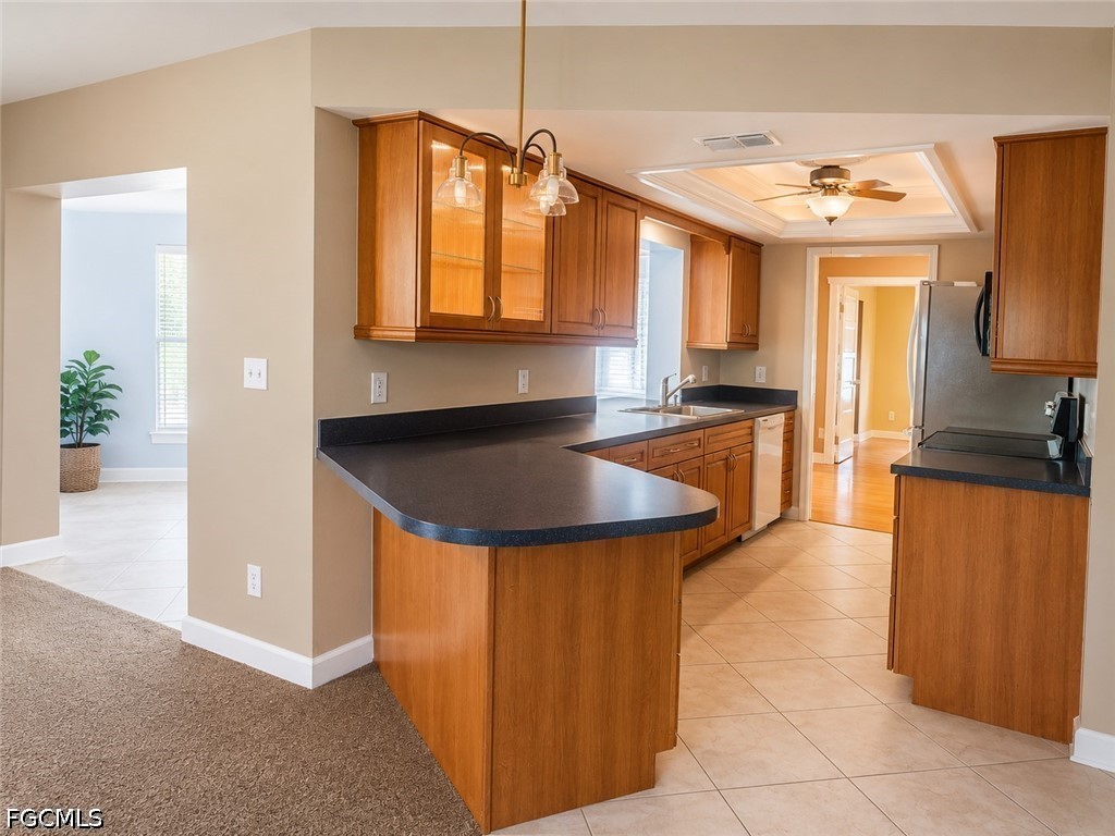 3 Bed Waterfront Home for Sale in Fort Myers, photo 3