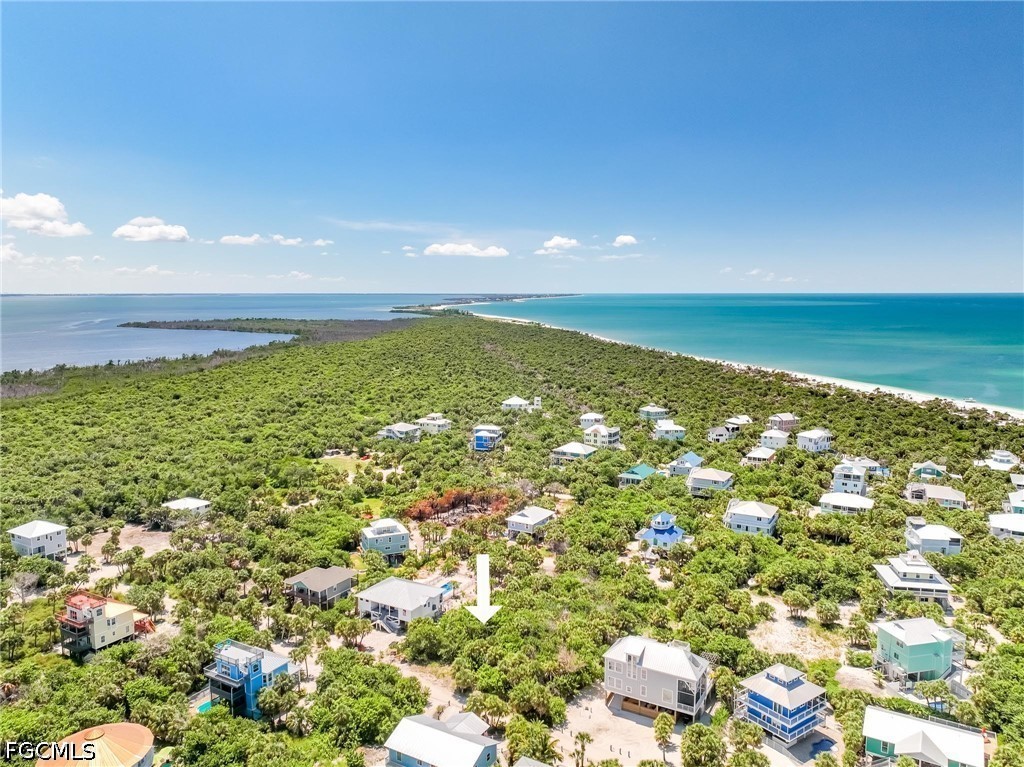 Residential for Sale in Upper Captiva, photo 3