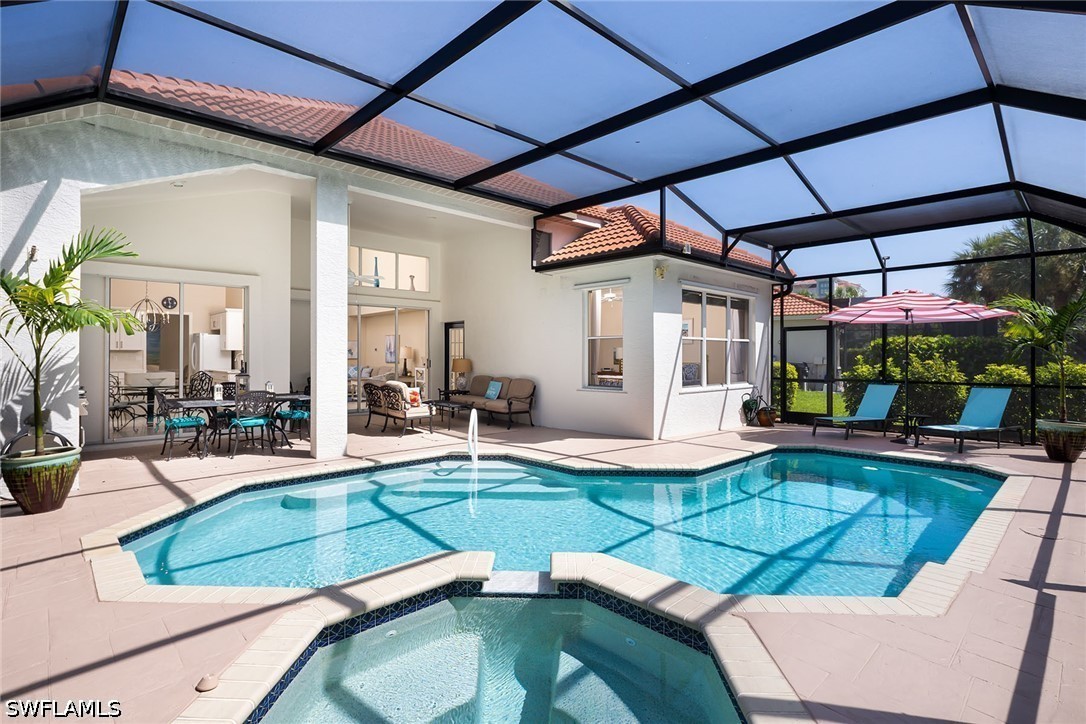 3 Bed Pool Home for Sale in Ventura, photo 3