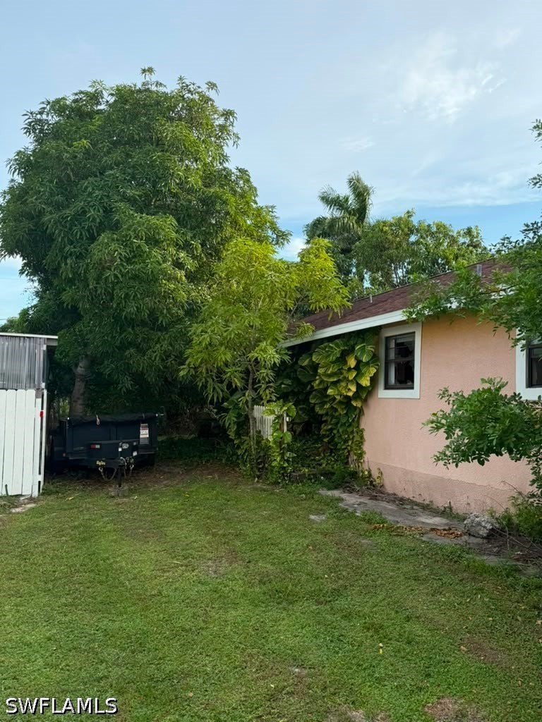 Residential for Sale in Naples Manor, photo 3