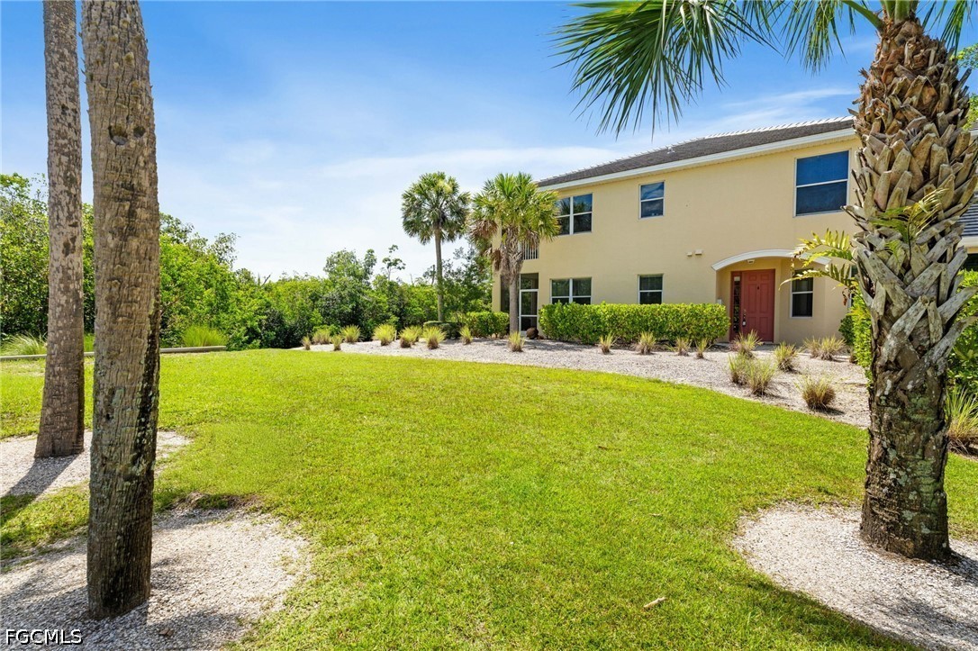 2 Bed Waterfront Home for Sale in Hamilton, photo 3