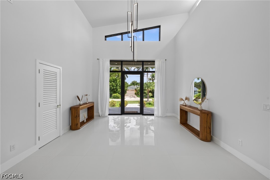 4 Bed Pool Home for Sale in Cape Coral, photo 3