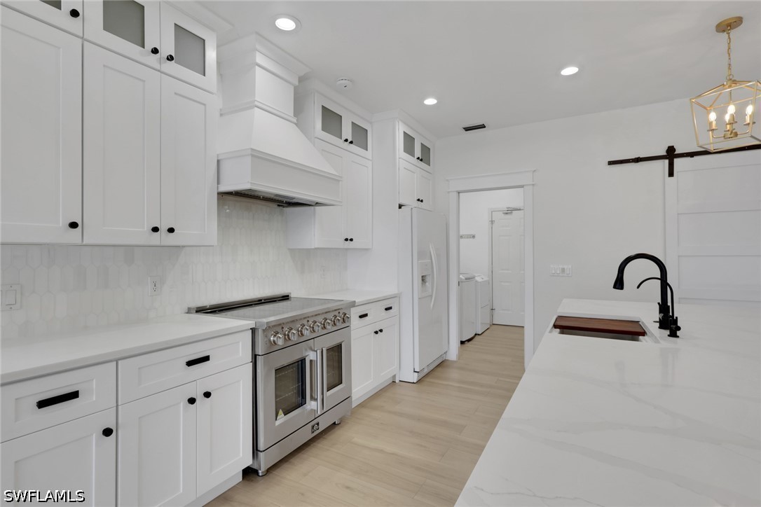 3 Bed Pool Home for Sale in Longshore Lake, photo 3
