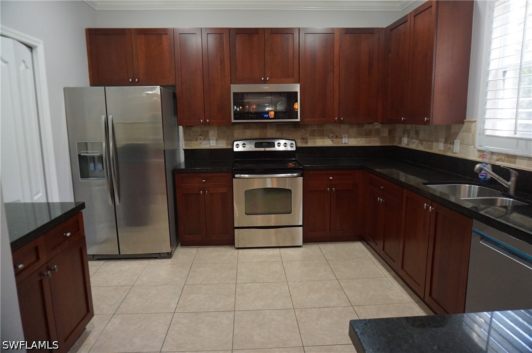 4 Bed Pool Home for Sale in Copper Oaks, photo 3
