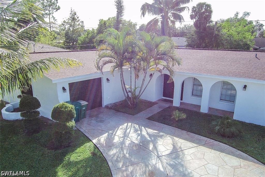 4 Bed SingleFamilyResidence for Sale in Naples, photo 3