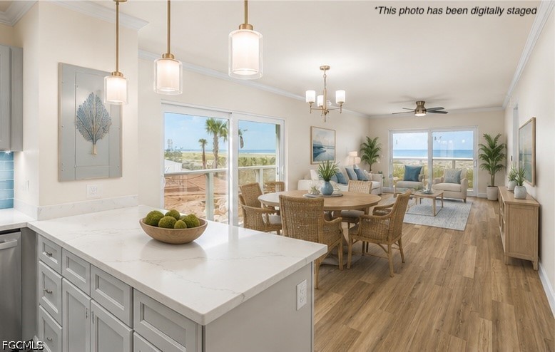 2 Bed Waterfront Home for Sale in Fort Myers Beach, photo 3