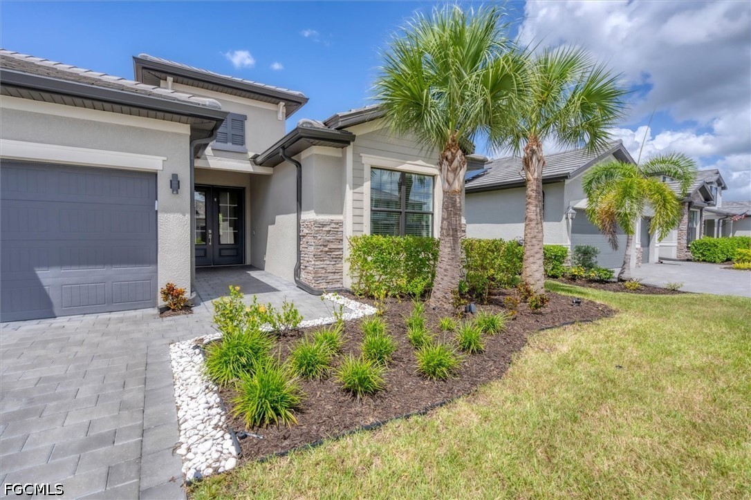 3 Bed SingleFamilyResidence for Sale in Timber Creek, photo 3
